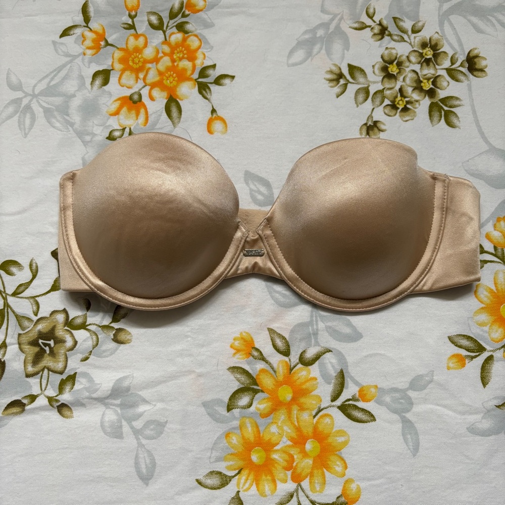 Maidenform Size 34B Nude Strapless Bra